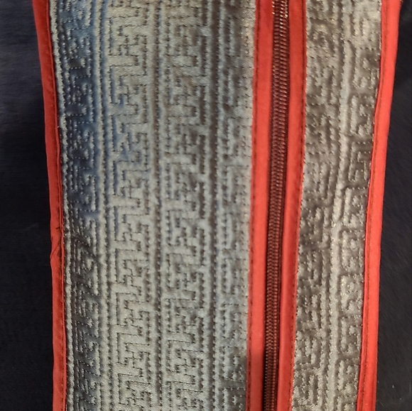 Oriental Embroidered Fabric Zipper Wallet - Picture 4 of 4